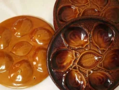 Ensemble de 6 assiettes à huîtres en majolique Français vintage par St Clements France