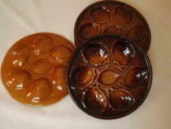 Ensemble de 6 assiettes à huîtres en majolique Français vintage par St Clements France