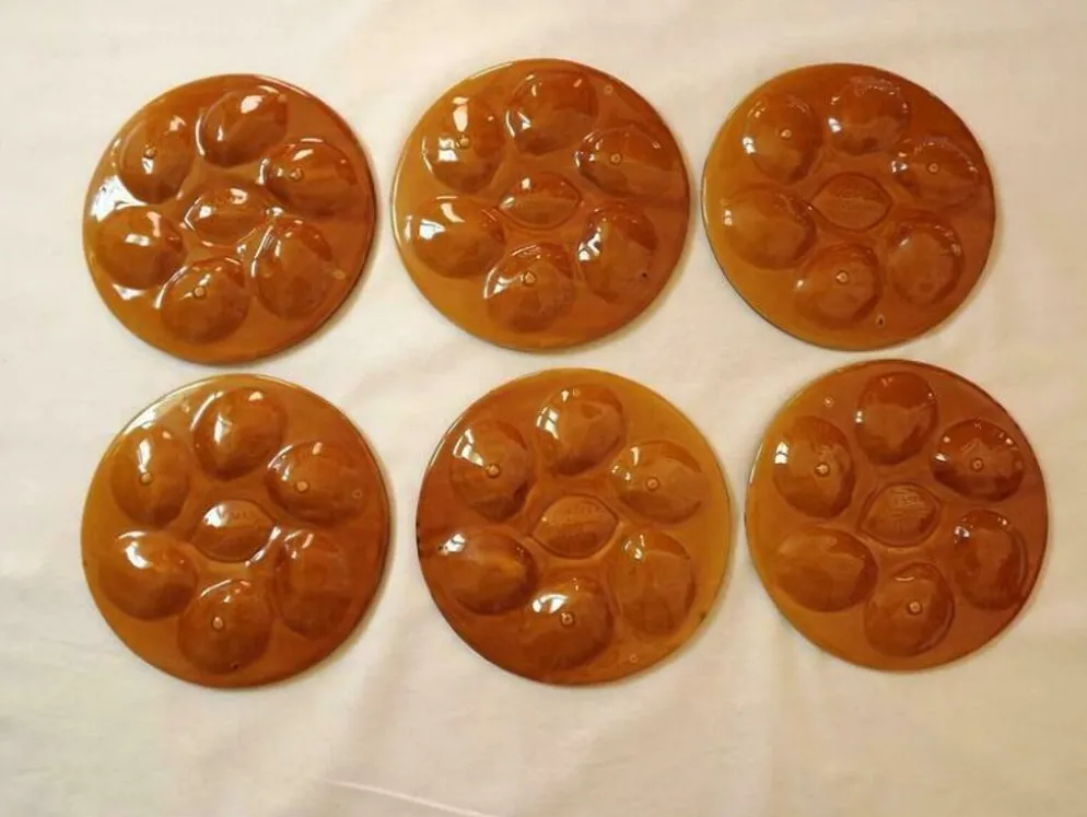 Ensemble de 6 assiettes à huîtres en majolique Français vintage par St Clements France