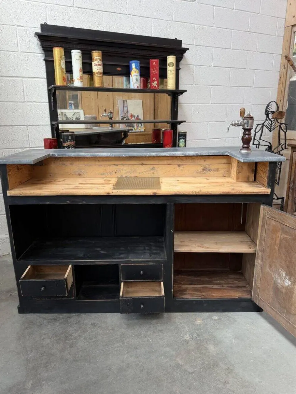Ensemble de bar 1920