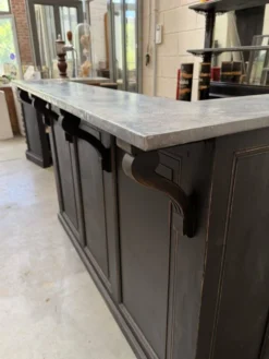 Ensemble de bar 1920