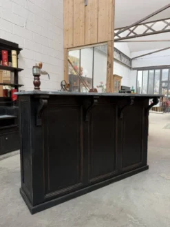 Ensemble de bar 1920