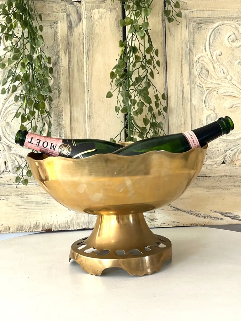 Ensemble de bol à punch en laiton avec 12 tasses, louche – Vintage français des années 50