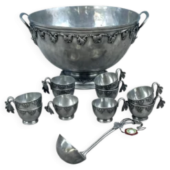 Ensemble de bol à punch en étain français avec 10 tasses et une louche – vigne