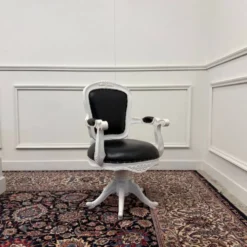 Ensemble de bureau blanc classique avec chaise de bureau