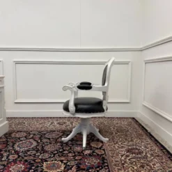 Ensemble de bureau blanc classique avec chaise de bureau