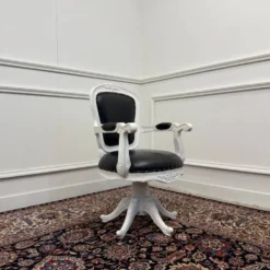 Ensemble de bureau blanc classique avec chaise de bureau