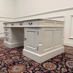 Ensemble de bureau blanc classique avec chaise de bureau