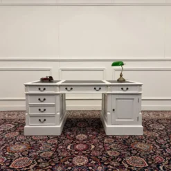 Ensemble de bureau blanc classique avec chaise de bureau