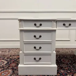 Ensemble de bureau blanc classique avec chaise de bureau
