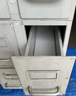 Ensemble de 3 casiers industriels à 2 tiroirs empilables