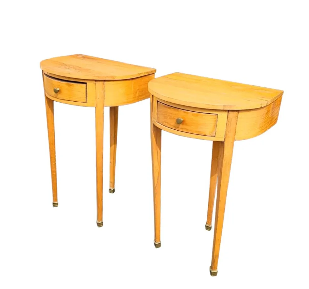 Ensemble de chaises en bois de cerisier / Biedermeier / tables d'appoint / table console tripot.