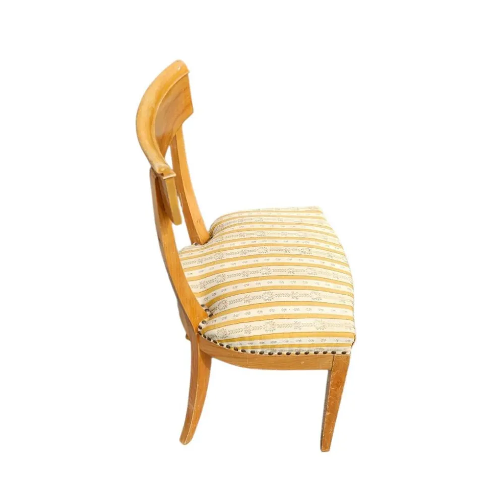 Ensemble de chaises en bois de cerisier / Biedermeier / tables d'appoint / table console tripot.