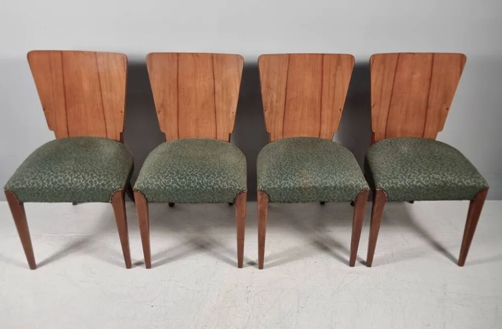 Ensemble de chaises et table par Jindřich Halabala pour Up Zavody, années 1940.