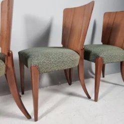 Ensemble de chaises et table par Jindřich Halabala pour Up Zavody, années 1940.