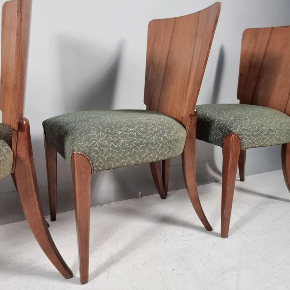 Ensemble de chaises et table par Jindřich Halabala pour Up Zavody, années 1940.