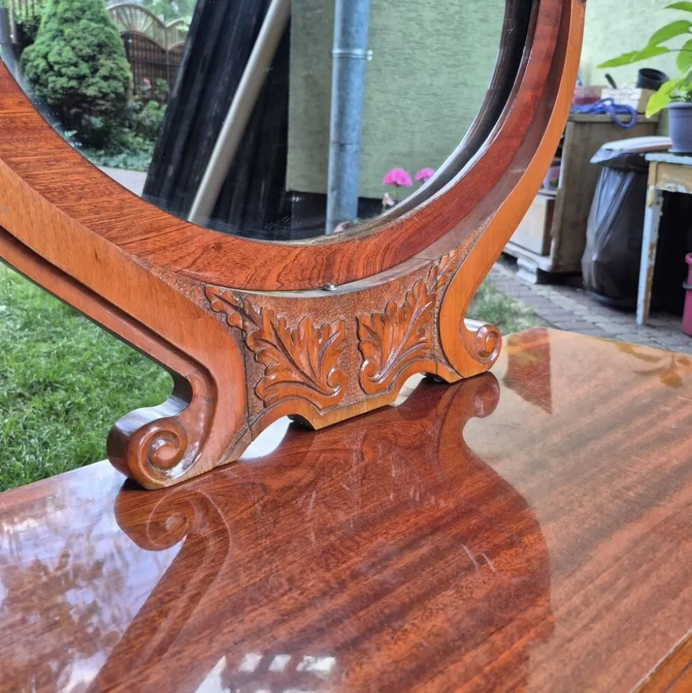 Ensemble de chambre à coucher complet de style Louis XV en 4 pièces - Coiffeuse, tables de nuit, tabouret -