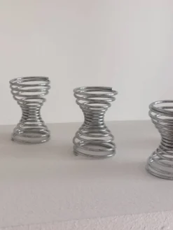 Ensemble de 5 coquetiers vintage postmodernes décor spirale style Memphis