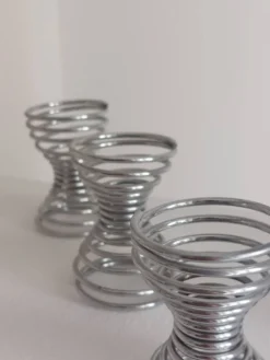 Ensemble de 5 coquetiers vintage postmodernes décor spirale style Memphis