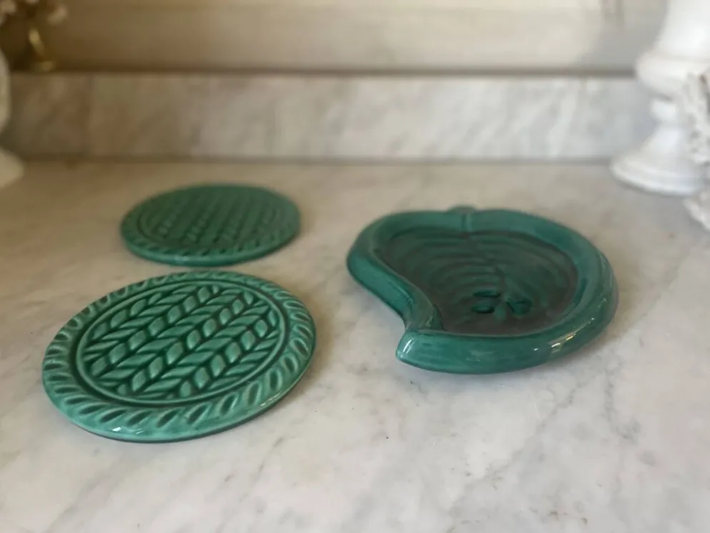 Ensemble de 3 dessous de plat en céramique de Vallauris