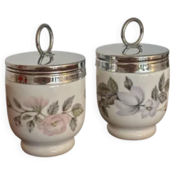 Ensemble de deux cuit oeufs egg coddler porcelaine Royal Worcester