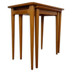 Ensemble de deux tables d'appoint en bois - Allemagne, années 1970