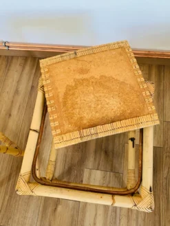 Ensemble de deux tables gigognes en rotin et osier