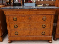 Ensemble de mobilier en pendant époque Charles X