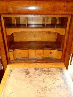 Ensemble de mobilier en pendant époque Charles X