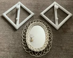 Ensemble d’entrée miroir en rotin et 2 porte manteaux