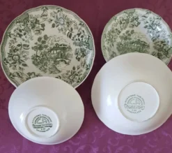 Ensemble de porcelaine anglaise Irostone Tableware