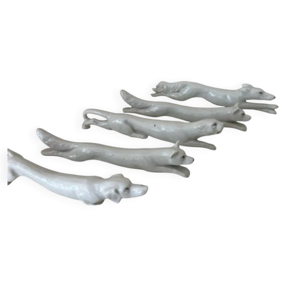 Ensemble de 5 portes couteaux porcelaine blanche chiens renards panthè