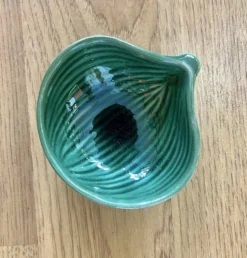 Ensemble de quatre coupelles ou vide poches en céramique vintage