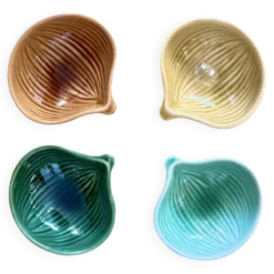 Ensemble de quatre coupelles ou vide poches en céramique vintage
