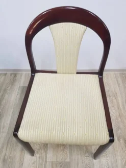 Ensemble de salle à manger, acajou brun, tissu beige, Lübke, Allemagne, années 1960.