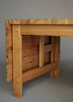 Ensemble de salle à manger en pin par Edwin Helseth pour Strange Bruk, années 1960.