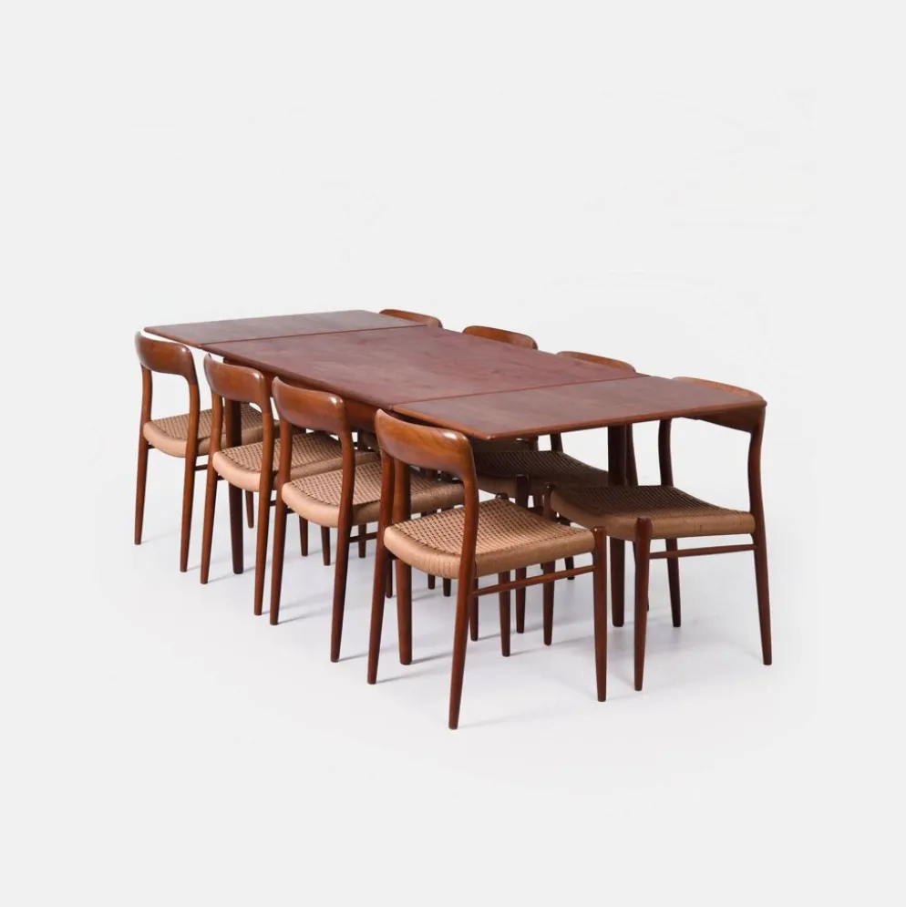 Ensemble de salle à manger extensible en teck danois avec 8 chaises Møller Modèle 75, années 1960.