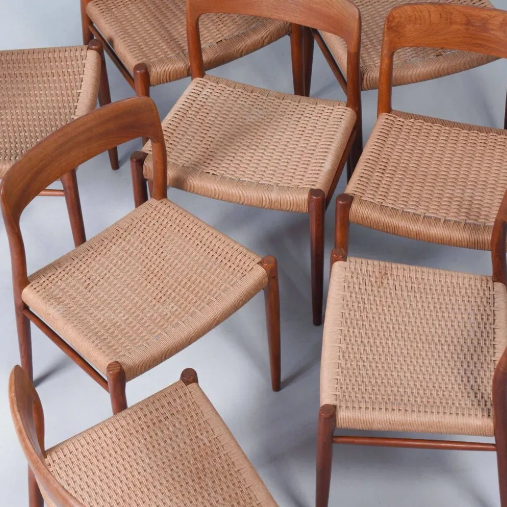Ensemble de salle à manger extensible en teck danois avec 8 chaises Møller Modèle 75, années 1960.
