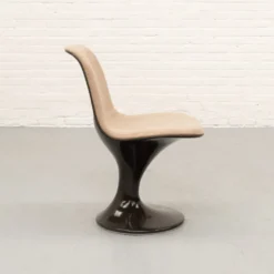 Ensemble de salle à manger Orbit Herman Miller des années 1970