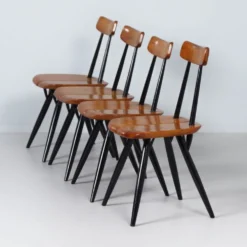 Ensemble de salle à manger Pirkka par Ilmari Tapiovaara pour Asko & Laukaan Puu, années 1950.