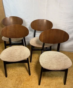 Ensemble de salle à manger vintage en teck des années 60 | Table extensible et 4 chaises | 1960s A