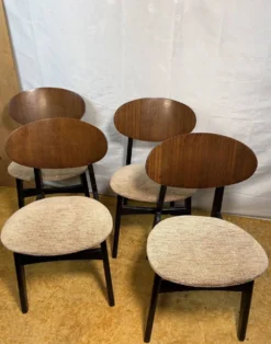 Ensemble de salle à manger vintage en teck des années 60 | Table extensible et 4 chaises | 1960s A