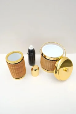 Ensemble de seau à glace, bouteille et shaker en rotin et chrome, France 1970