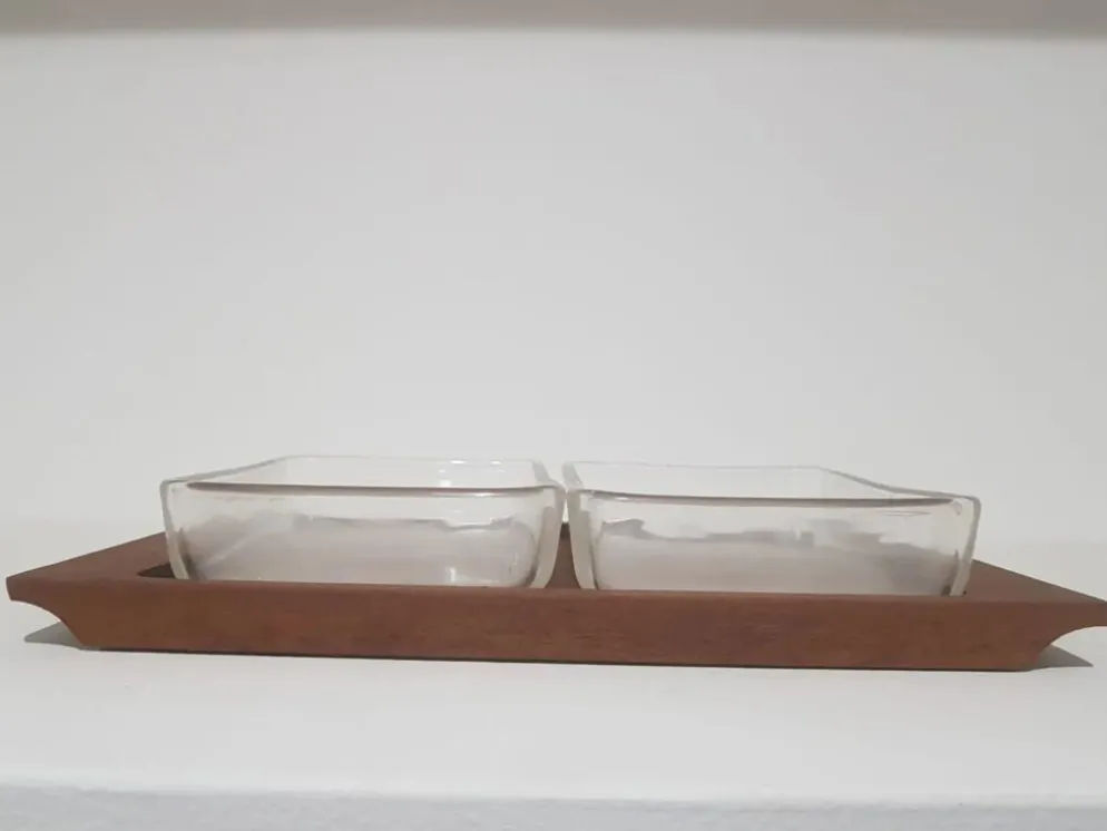 Ensemble de service, bois de teck brun, verre transparent, Danemark, années 70.