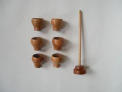 Ensemble de six coquetiers en bois d'olivier fabrication artisanale