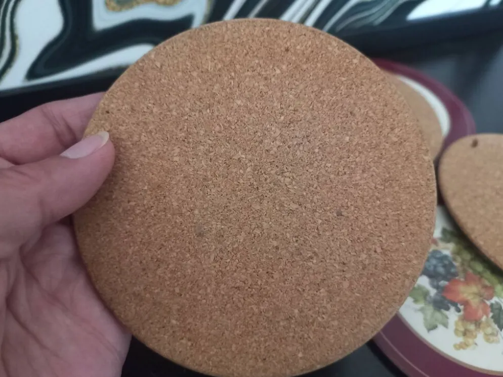 Ensemble de 6 sous-verres vintage en bois et liège