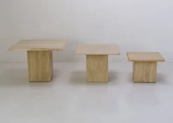 Ensemble de 3 tables basses gigognes en travertin vintage