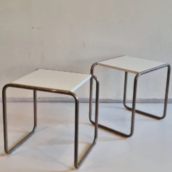 Ensemble de 2 tables d'appoint B9 Marcel Breuer pour Tecta
