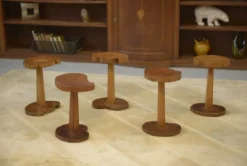 Ensemble de 5 tables d’appoint brutalistes en palissandre 1960’s