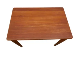 Ensemble de 3 tables d'appoint, danoise des années 1960.